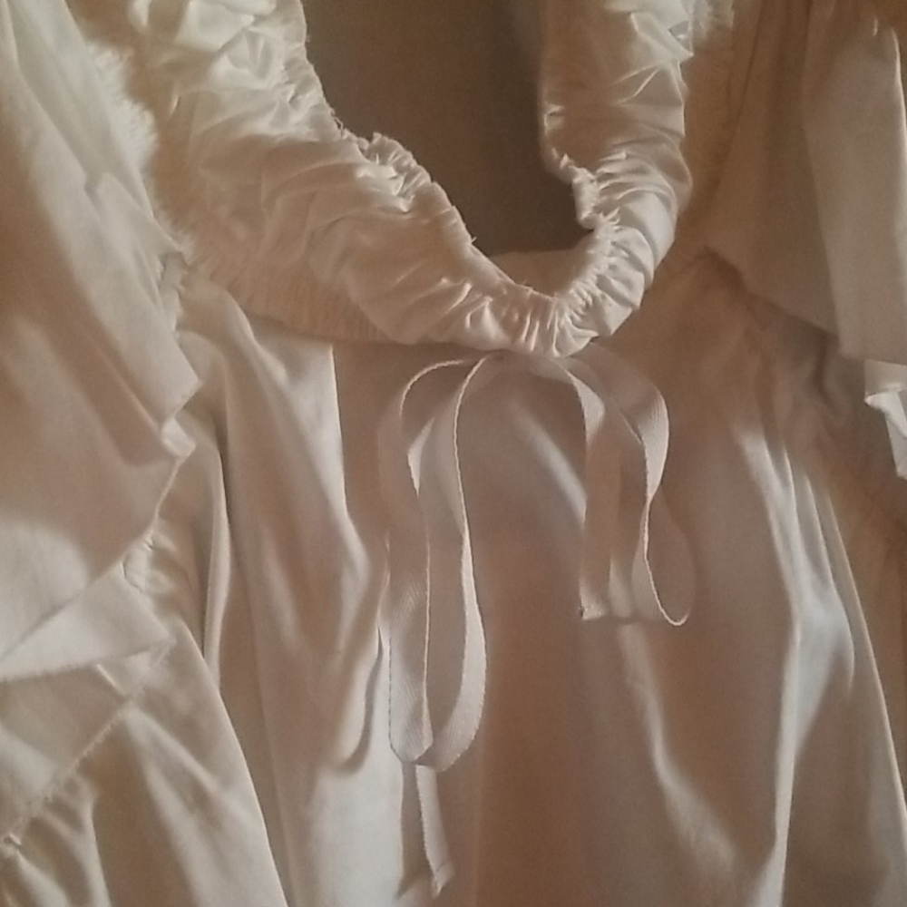 Blouse - Picture 4 of 8
